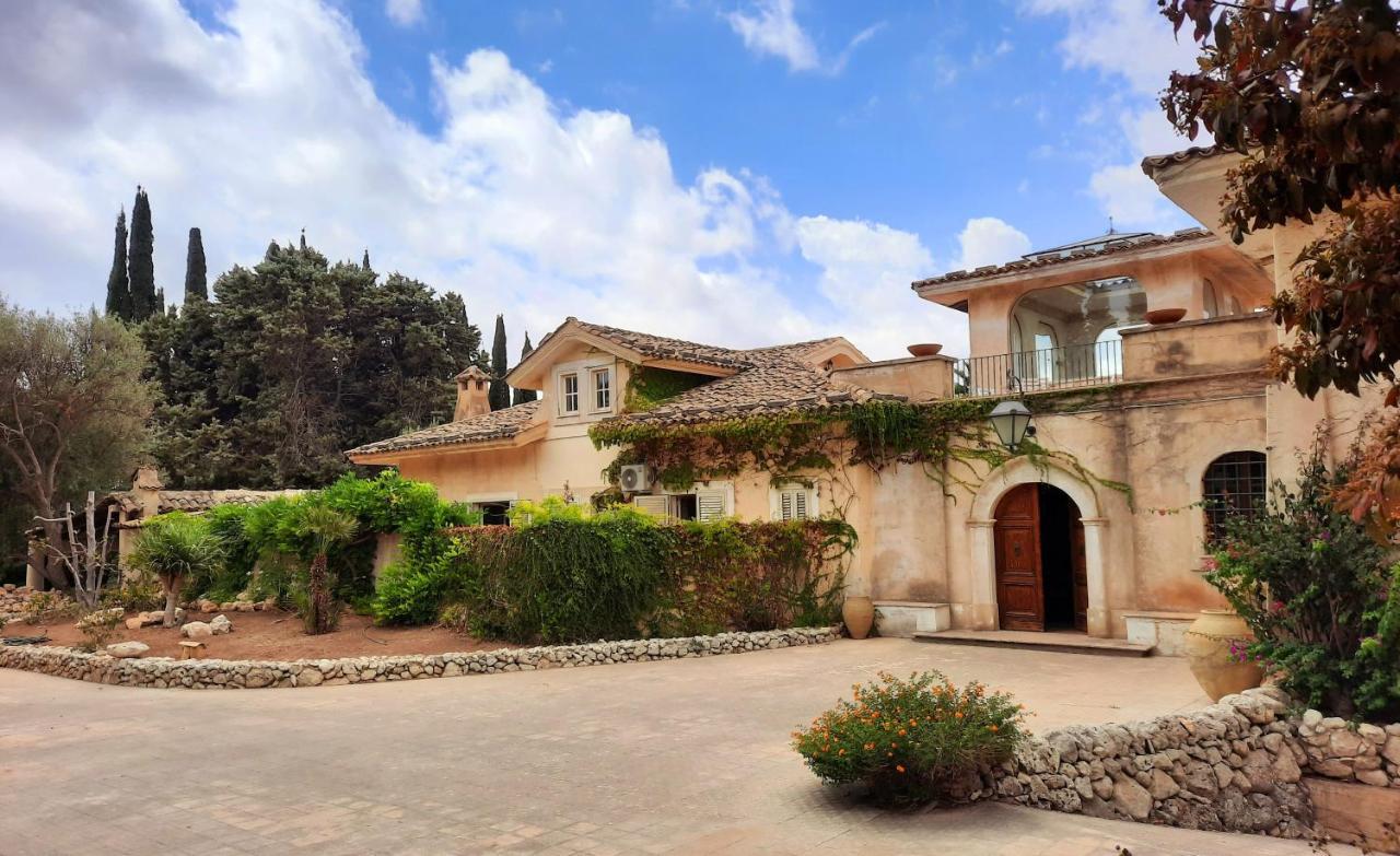Villa Del Commendatore Sirugo Avola Eksteriør billede